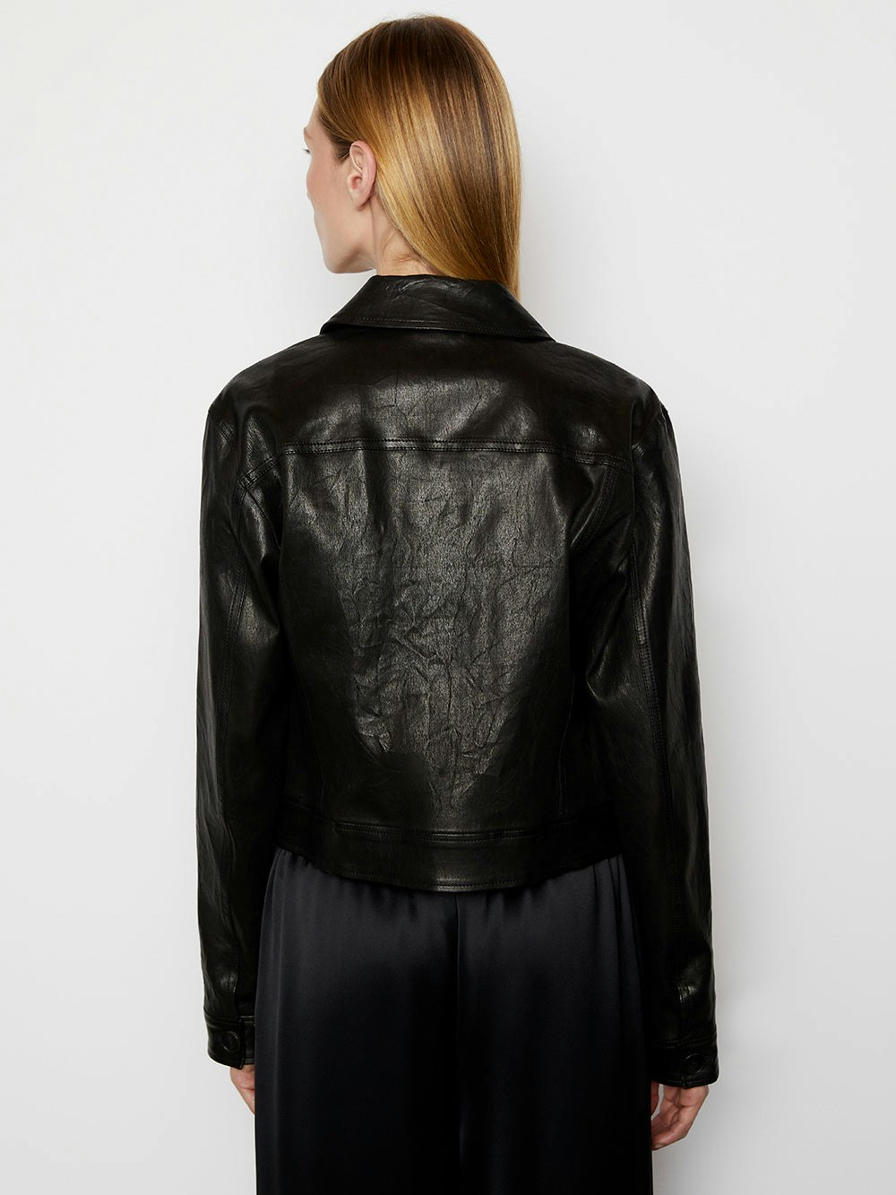 jacket back view alt:fit2